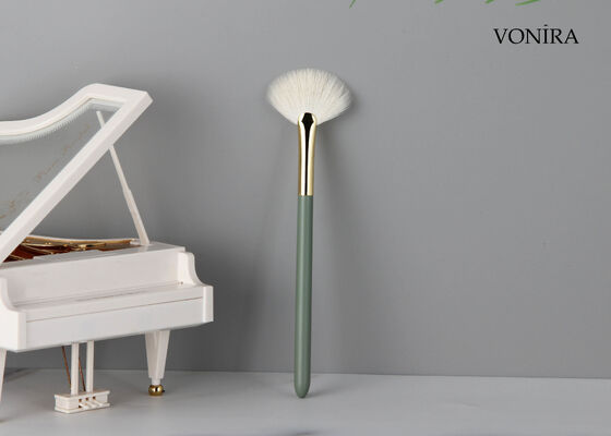 فونيرا مخصصات بيع بالجملة شعر الماعز الأبيض الطبيعي مروحة مبرز فرشاة مع خدمة العلامة التجارية الخاصة